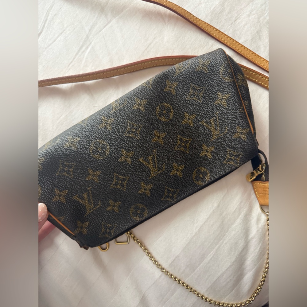 Louis Vuitton Pochette Eva - Picture 5 of 6